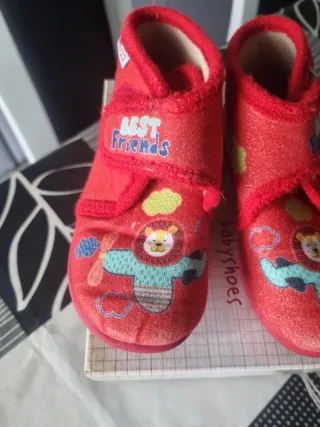 Zapatillas casa niño/niña T.26