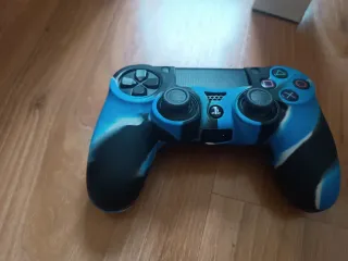 Consola Sony PS4 Negra