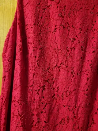 Vestido de encaje rojo