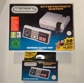 Nintendo NES Classic Mini Consola + Controller