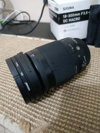 Sigma 18-300mm DC C Contemporary Macro Objetivo