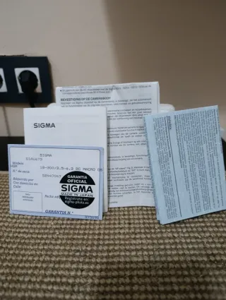 Sigma 18-300mm DC C Contemporary Macro Objetivo