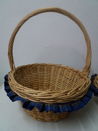 3 Cestas de mimbre con tela