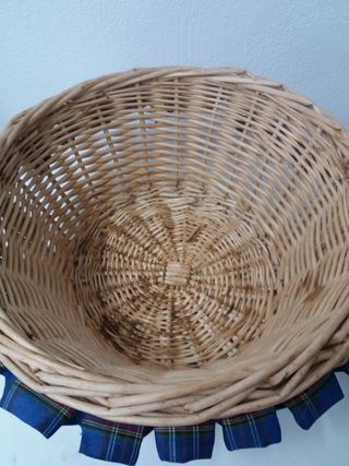 3 Cestas de mimbre con tela