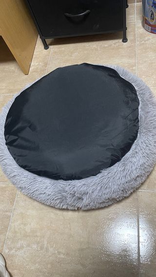 Cama redonda mullida para mascotas