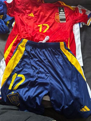 Conjunto Adidas Real Madrid Infantil