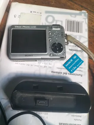 Cámara Sony 5.1 MP MPEG Movie VX