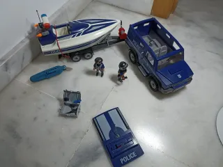 Coche Policía y Lancha con Remolque 5187