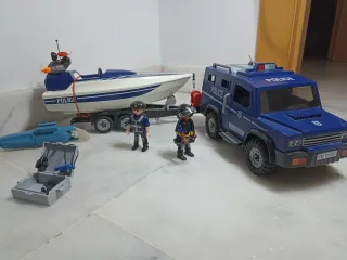 Coche Policía y Lancha con Remolque 5187