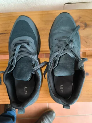 Zapatillas deportivas grises talla 44