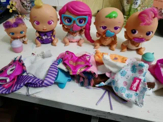 5 Muñecas Bellies con Ropas