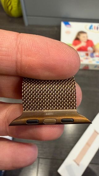 Correa original Apple Watch Milanese dorada 44mm