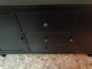 Aparador Ikea Hemnes Negro