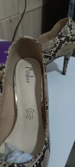 Zapatos tacón estampado leopardo