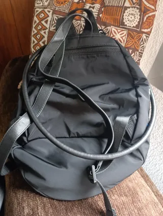 Mochila Desigual bordada