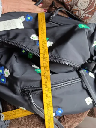 Mochila Desigual bordada