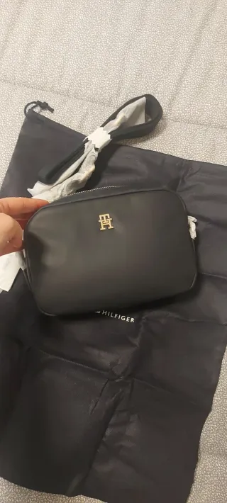 Borsa Tommy Hilfiger Popette Soft Camera Bag