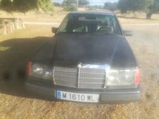Mercedes-Benz Clase E 1993