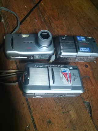 Fotocamere digitali Olympus senza caricabatterie