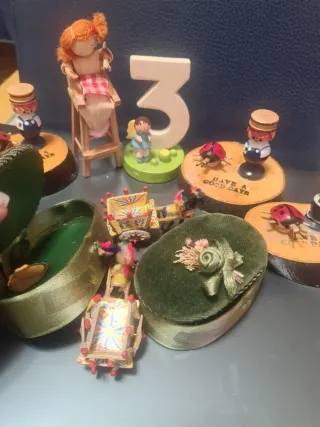 9 Bomboniere Souvenir Artigianato Legno Velluto