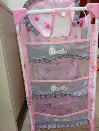 Cuna de juguete para muñecas y muñecas