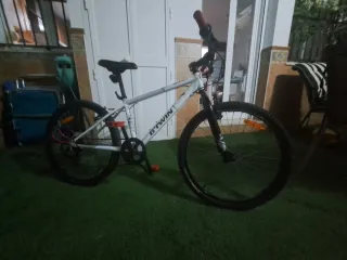 Bicicleta Juvenil Rockrider 10-14 años