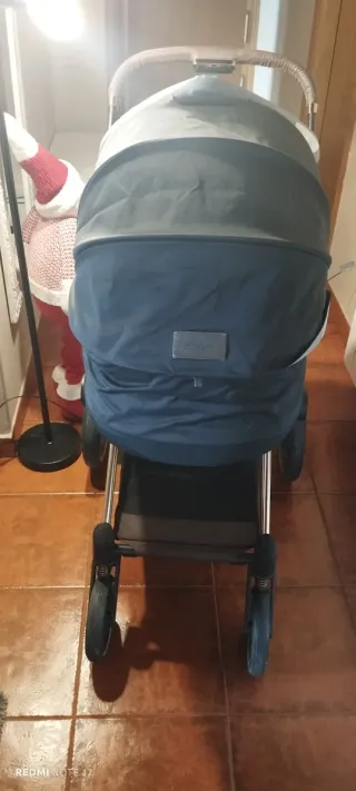 Carrito de bebé Prima Lux con capazo