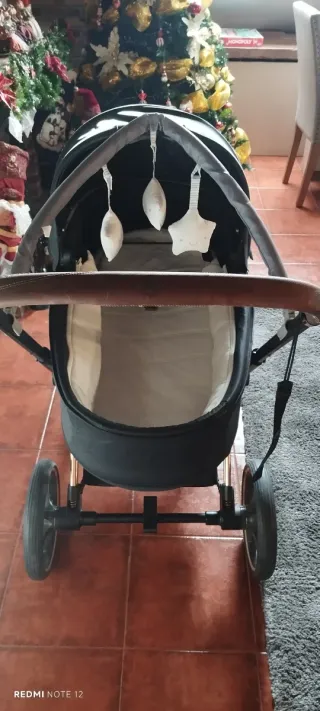 Carrito de bebé Prima Lux con capazo