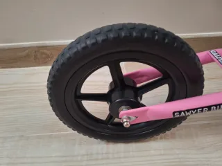 Bici de equilibrio Sawyer rosa infantil