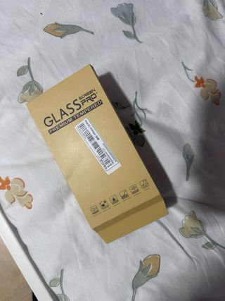 iPhone 16 Pro + 5 Fundas + 3 Protectores Premium