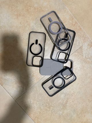 iPhone 16 Pro + 5 Fundas + 3 Protectores Premium