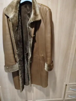 Abrigo de piel marrón mujer