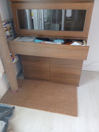 Armario de salón/comedor de madera y cristal