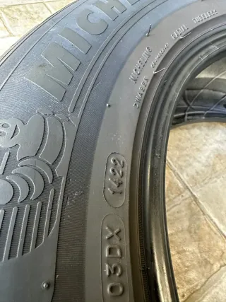 Neumáticos 215/65 R17 MICHELIN