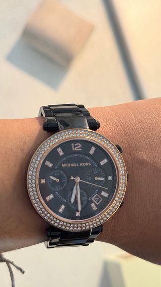 Reloj Michael Kors Negro y Dorado