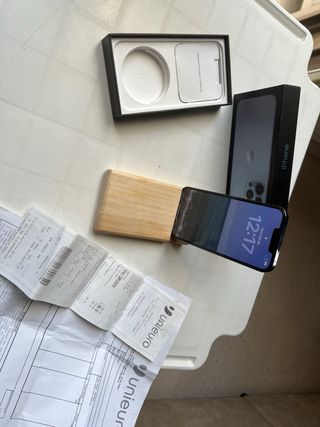 iPhone 13 Pro Turchese/Blu Con scocche argentate