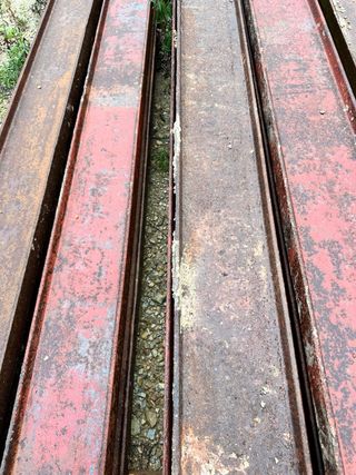 Bigas de hierro IPN 180 (5-6m)