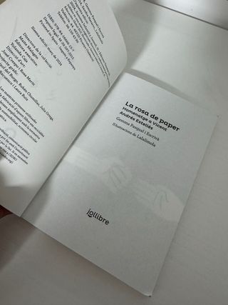 La rosa de paper. Homenatge a Vicent Andrés Est...