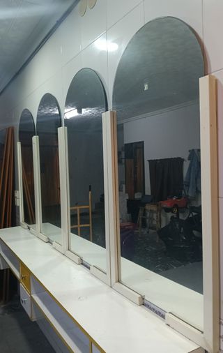 4 Espejos Peluquería con Marco