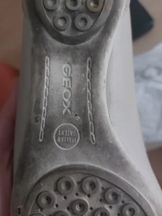 Geox manoletinas piel beige lazo