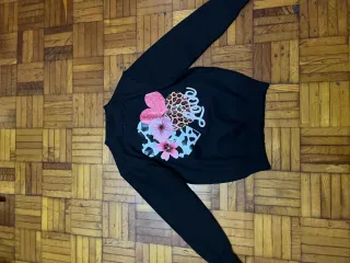 Top rayas blanco y negro escote Bardot