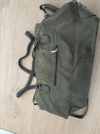 Bolso mujer verde con cadena