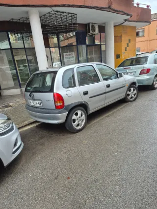 Opel Corsa 2000..Algo Negociable