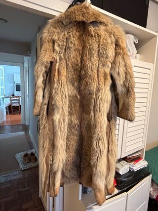 Abrigo largo piel lobo americano
