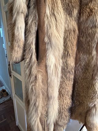 Abrigo largo piel lobo americano