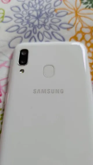 Samsung Galaxy A20e - Blanco - 32GB Dual SIM