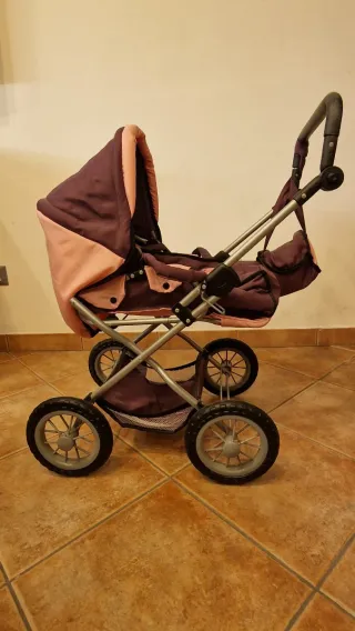 Carrozzina giocattolo per bambole