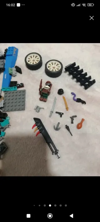 N°(4) Lotes de piezas LEGO