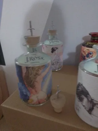 Set 6 bottiglie Gin J.Rose vuote Milo Manara Palma