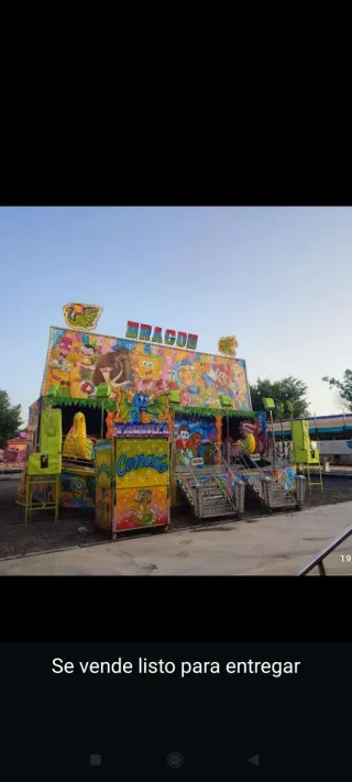 Atracción de feria Dragon de cueva